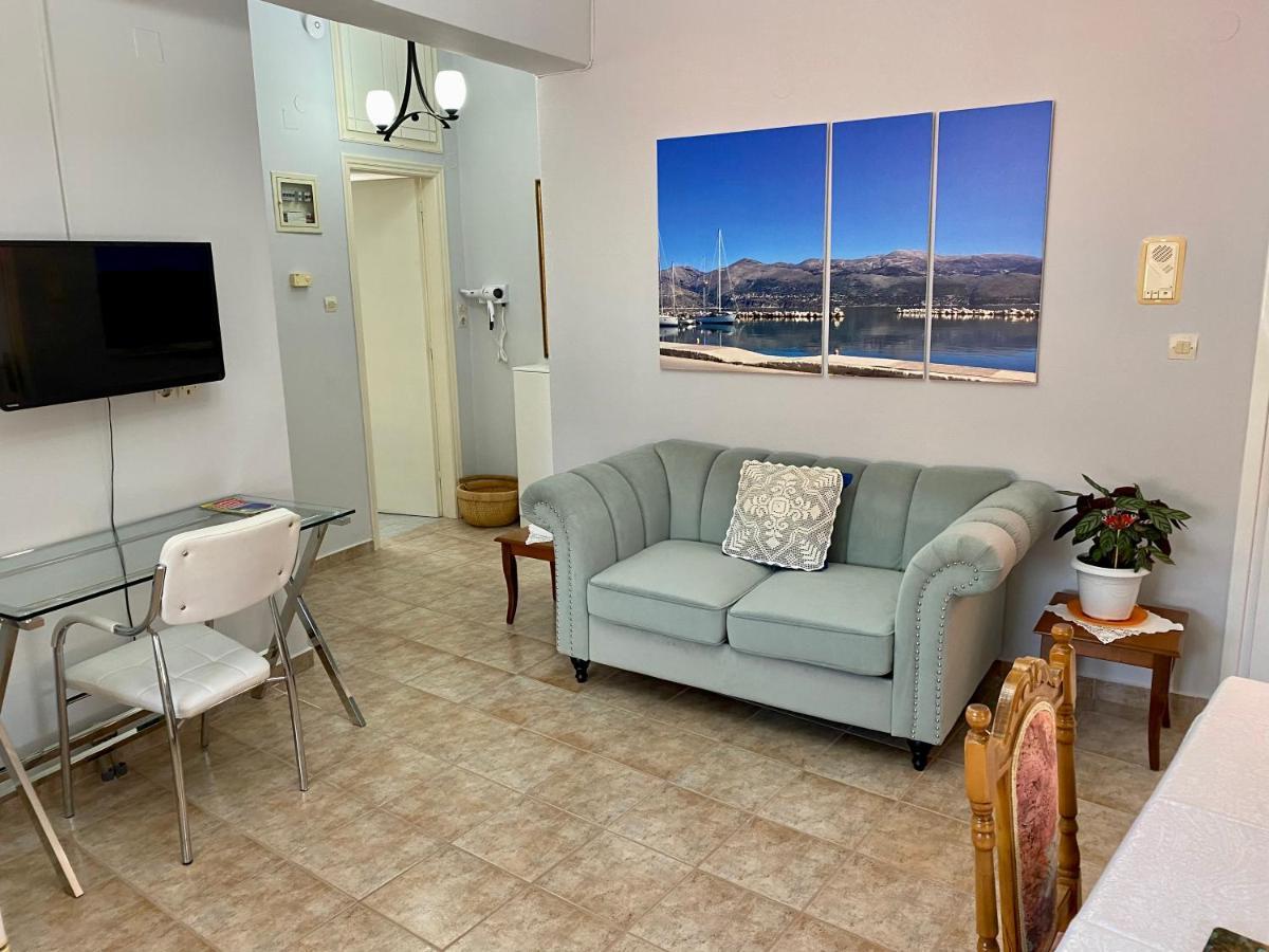 Gallery Apartments Lixouri Exterior photo